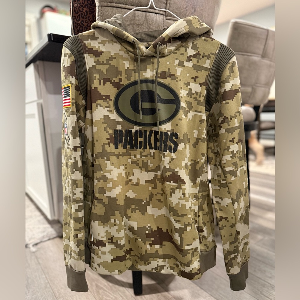 NFL Packers Camo Dri-Fit Hoodie **NIKE*** woman’s small